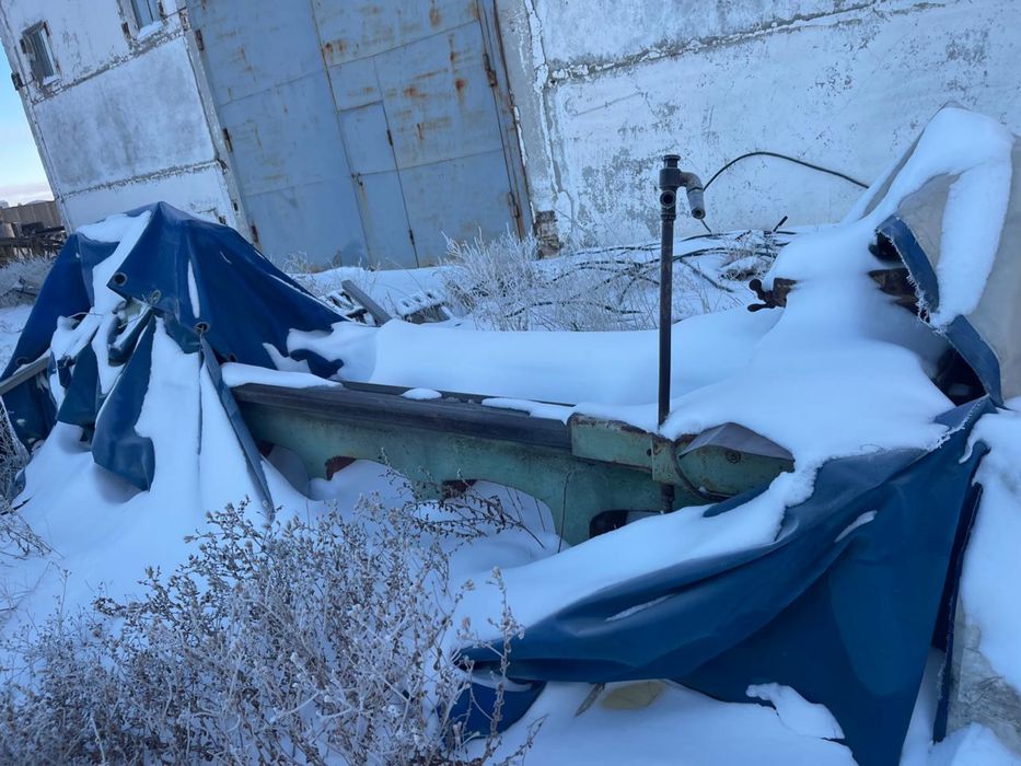 Продам станок токарный ДИП-500