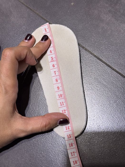Детские сапожки и ботинки crocs