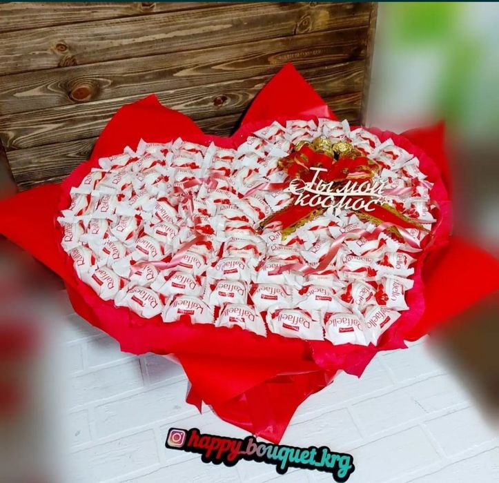 Большая конфета букет сладости