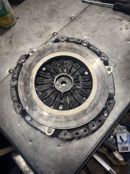 Съединител Сакс Перфрормънс +притискател 550i 240мм