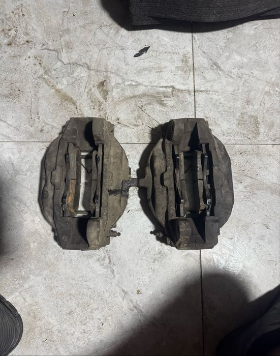 Тормозые суппорта перед и зад