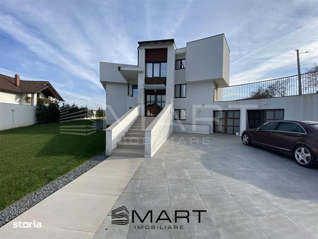 Vila de lux 5 camere +1500mp teren Cisnadie