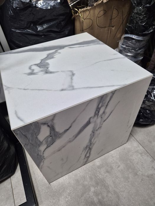 Куб для интерьера