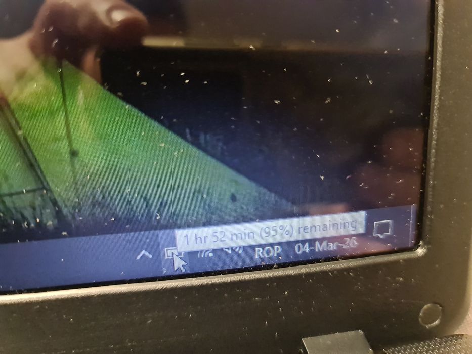 Laptop Toshiba cu geanta