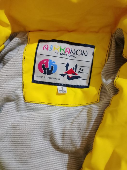 продам куртку осени-весенни