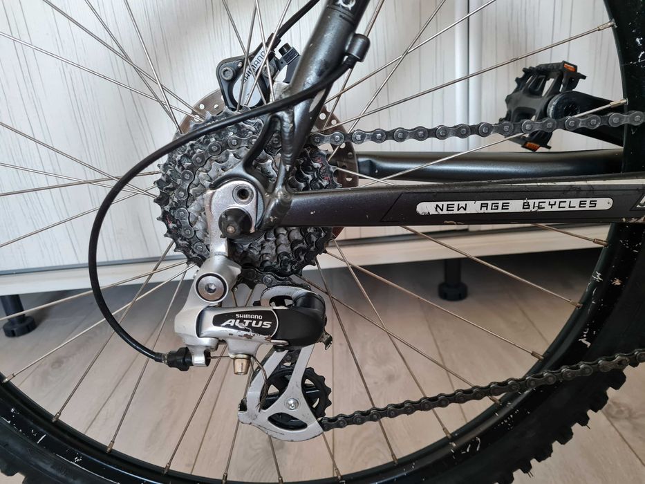 Bicicleta MTB aluminiu roți 26 frane disc hidraulice