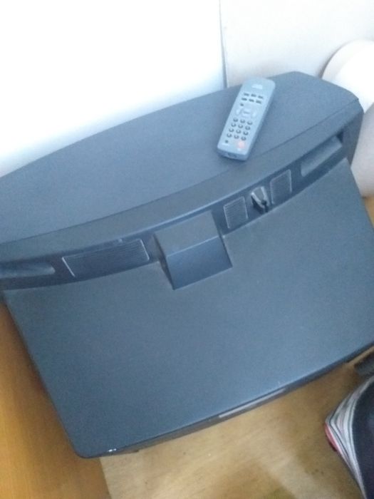 Продам телевизор Sharp и Samsung