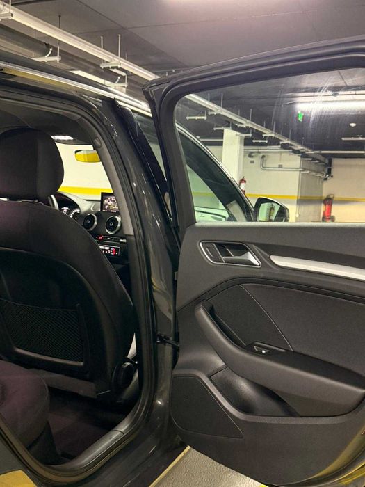 Vand Audi A3 Sportback 1.5 TFSI S tronic Advanced, benzina, 150CP