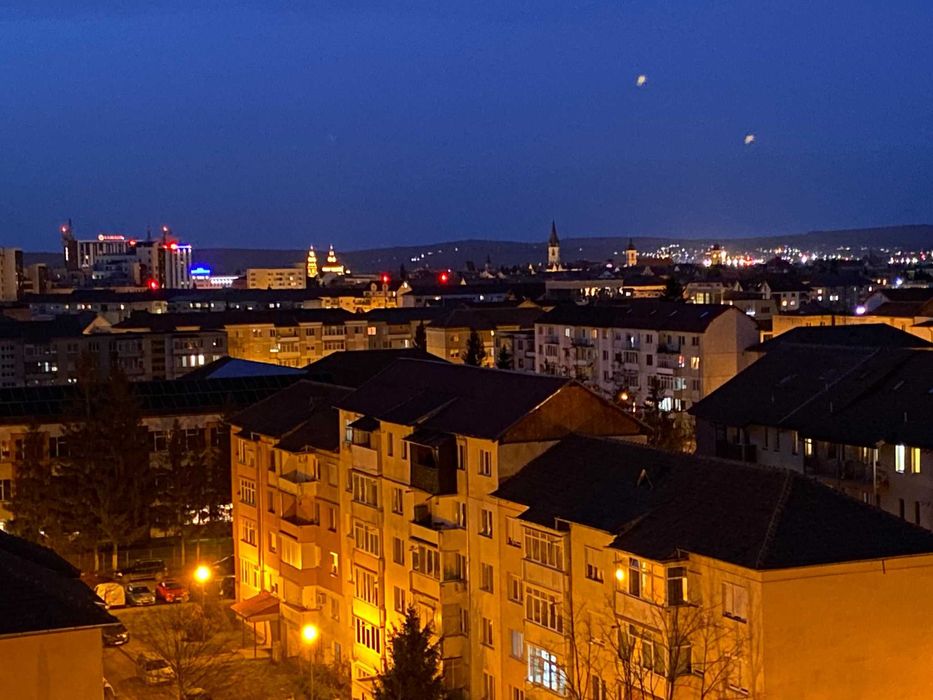 Garsoniera cu loc de parcare zona Mihai Viteazu-Cedonia 330 euro