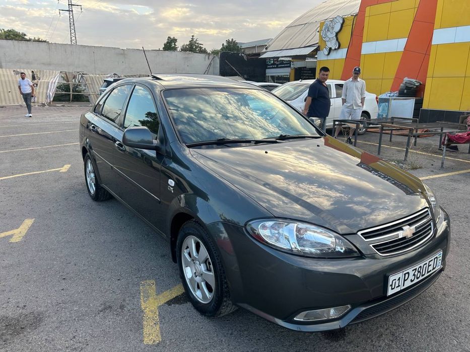 Jentra 3 pozitsiya 2019 yil 78.000 km toza