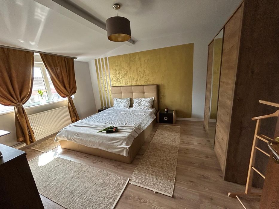 Un apartament altfel decât cele clasice de 2 camere/ 82 mp de spațiu/ lumină și confort.