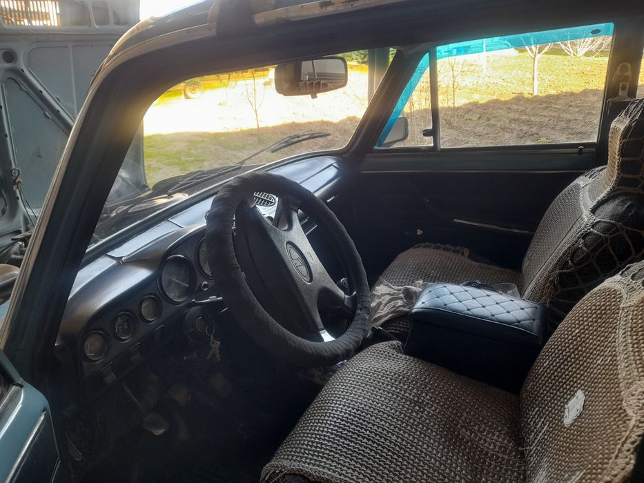 Жигули ваз 21011 сотилади срочни