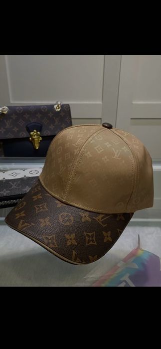 Șapcă Louis Vuitton model 2026,  8 modelemodele, preț fix