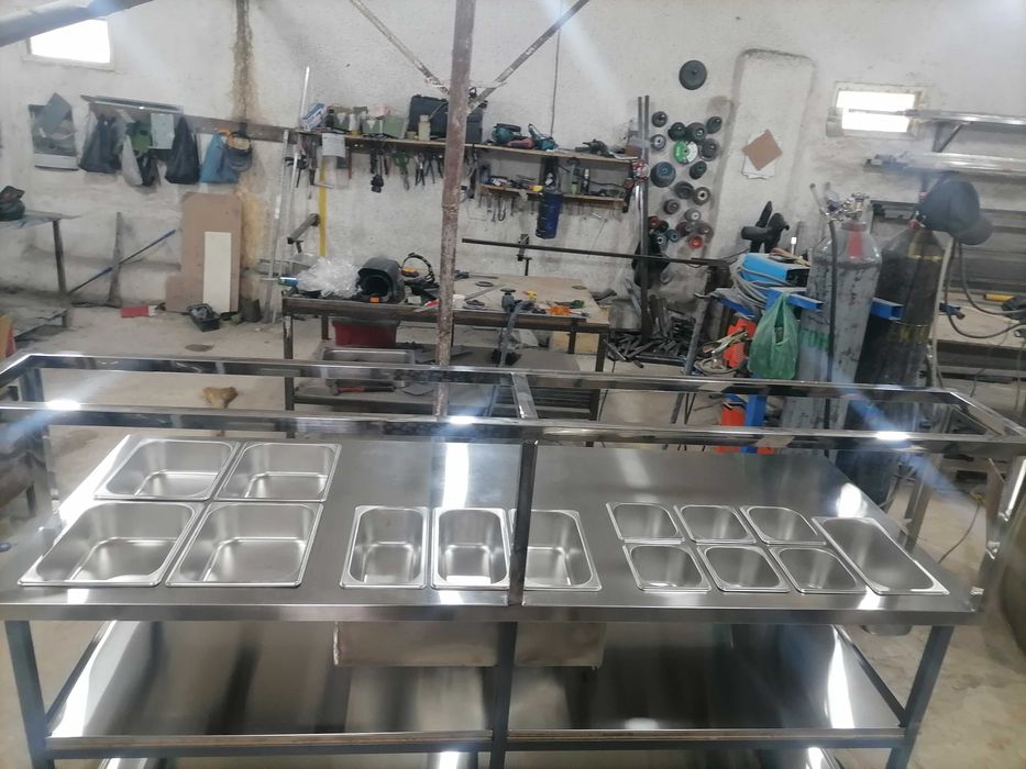 Marojnoye stol stelaj