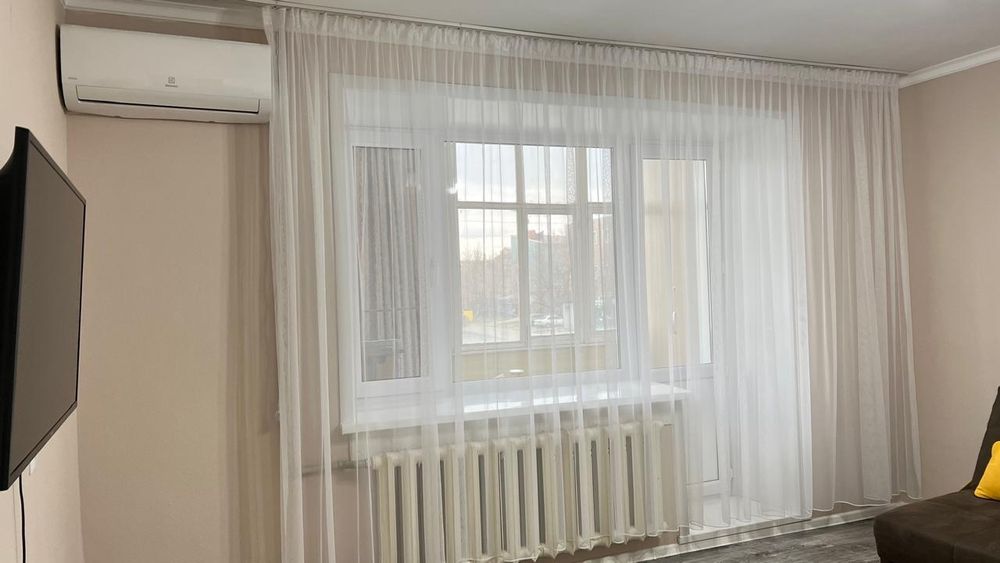 Сдам квартиру посуточно!чистая уютная с ремонтом в центре,2этаж