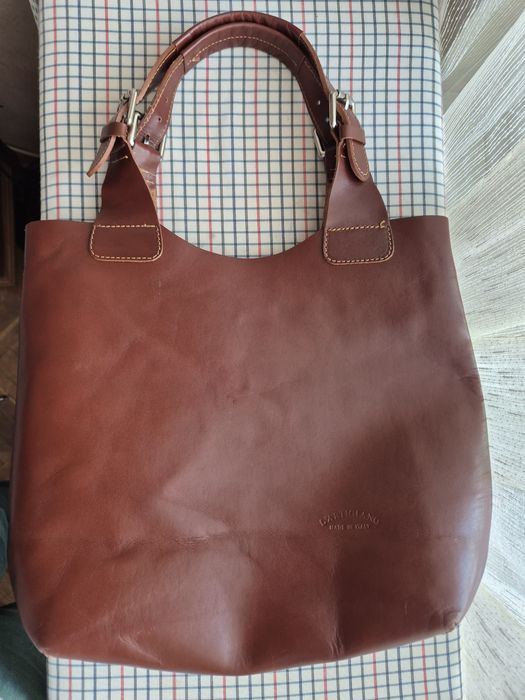 Дамска чанта естествена кожа