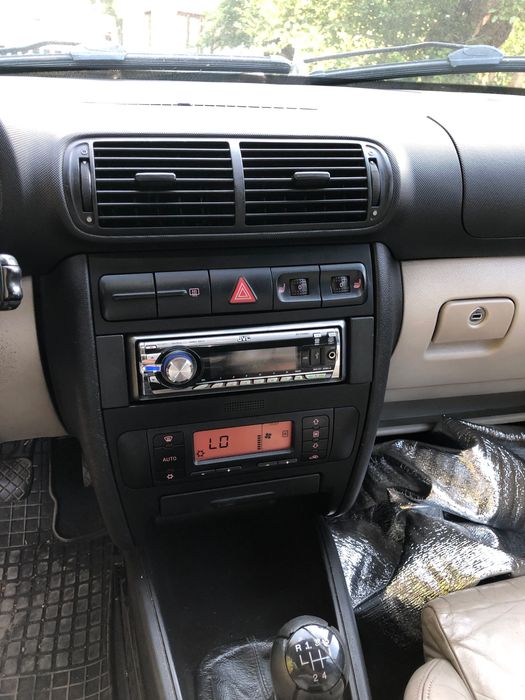 Сеат Леон 1м 1.9 110кс