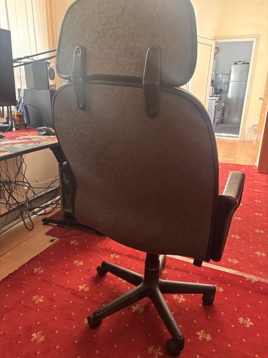 Офисное кресло туаневое