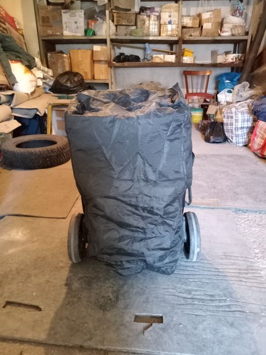 Детская прогулочная коляска