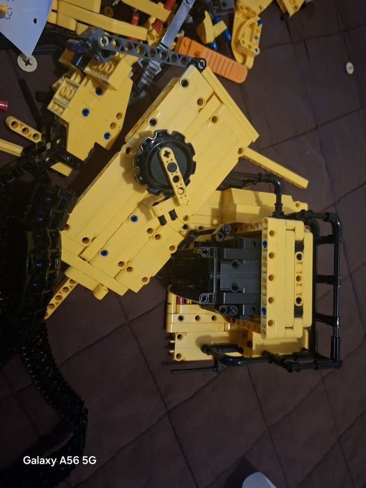 Vand lego tehnic buldozer