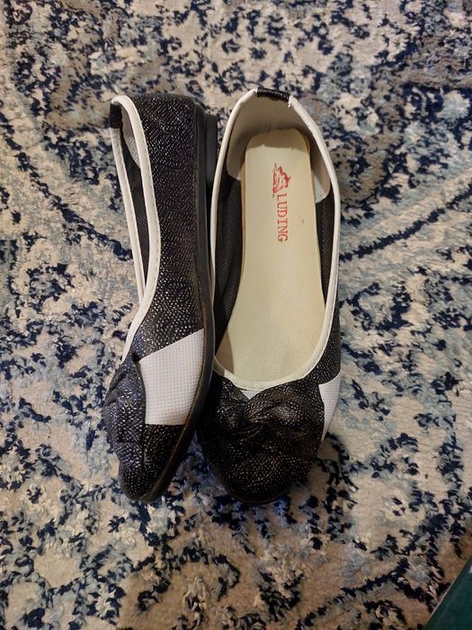 Продам женская балетка