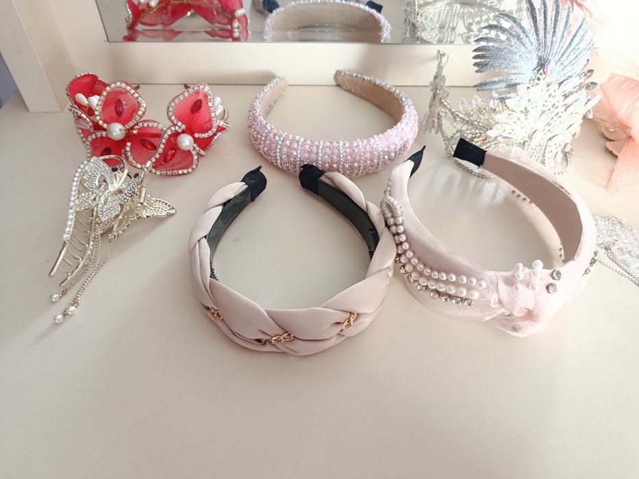 Kelinchaklar uchun diadema va abadoklar