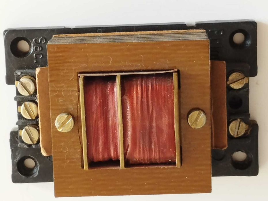 Transformator mic 220V /50Hz (3V, 5V) 0,5A /1A