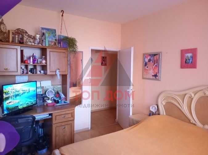 Продава се Четиристаен апартамент в Варна, Център - 98 кв.м за 1689 €/кв.м - Снимка #5