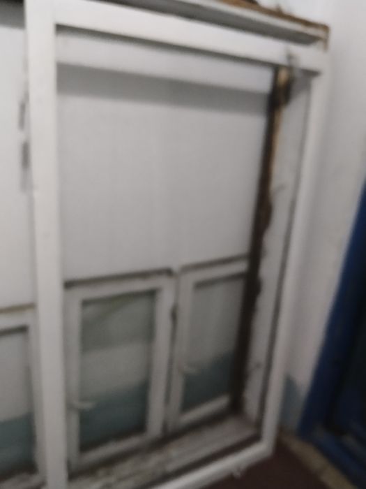 Деревянные рамы со стеклом