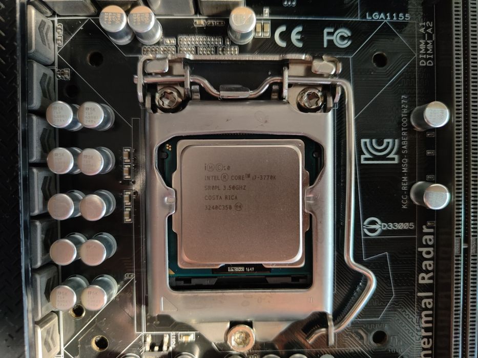 Комплект Asus Sabertooth z77 + i7-3770K
