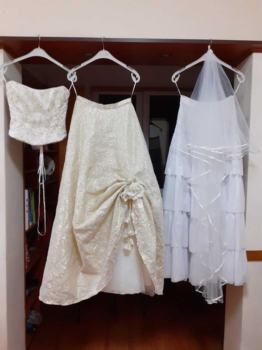 Булчинска рокля, а може и за абитуриентка