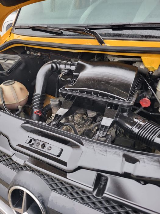 Mercedes Doka 5 locuri