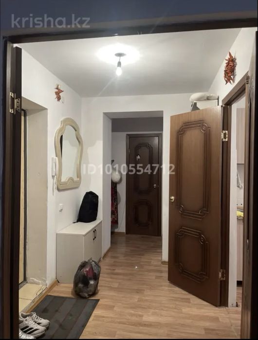Продам квартиру нурсити 2 мкр 4в