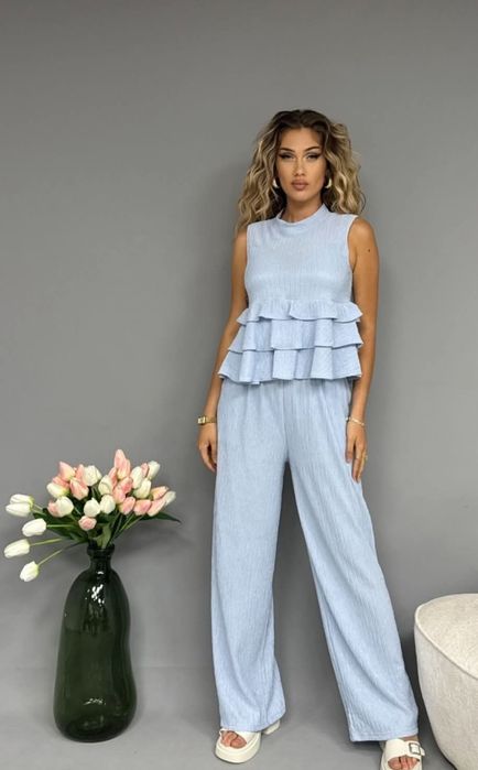 Нов дамски комплект в синьо