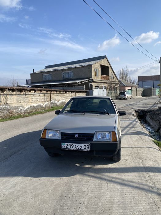 Продаеться ваз 21099