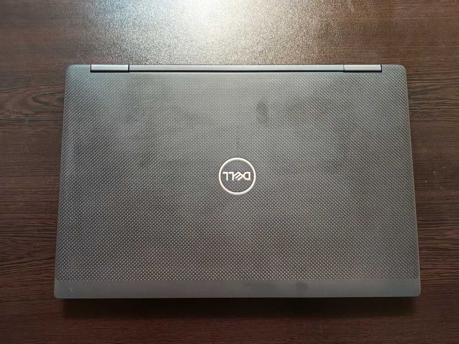 Работна станция Dell Precision 7540 Xeon E-2286M 64GB DDR4 QuadroT2000