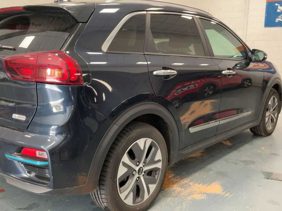 Kia Niro electric drive 204ks 150kW 64kwh Premium