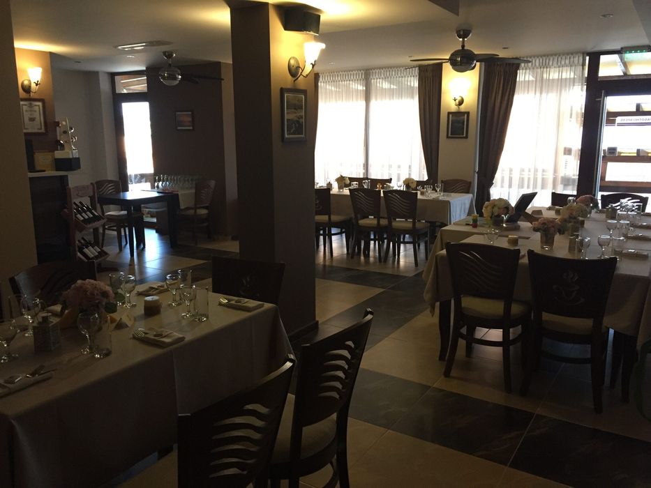 Продава се Заведение в Ахтопол - 500 кв.м за 630 €/кв.м - Снимка #5