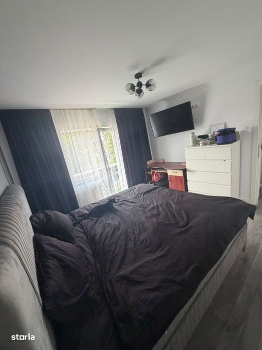Apartament 3 camere, 71 mp, zona Hotvon