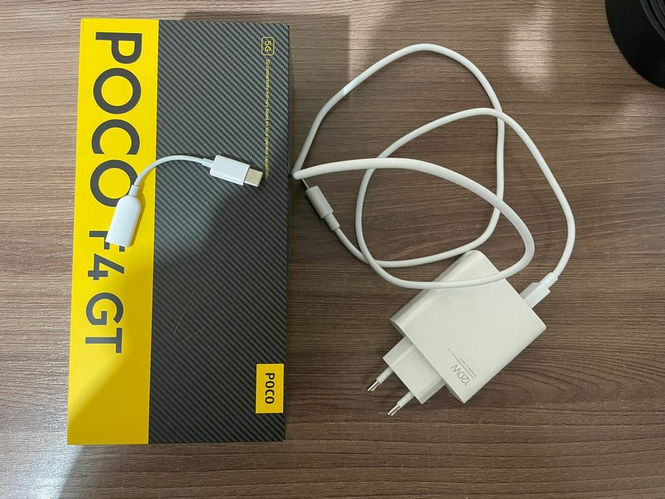 Poco F4 GT 256 mg
