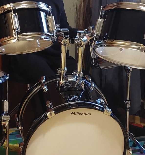 Продавам барабани малко използвани