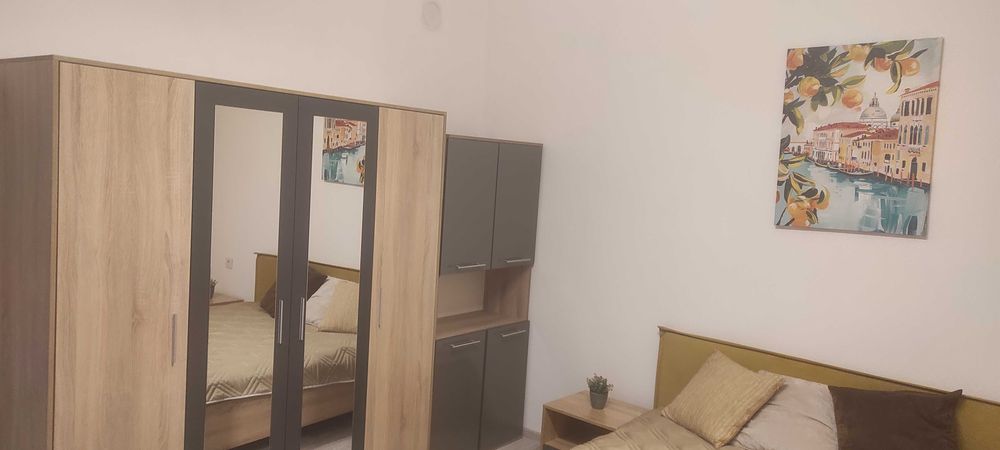 Дава се под наем Двустаен апартамент в Шумен, Център - 46 кв.м за 357 € - Снимка #4