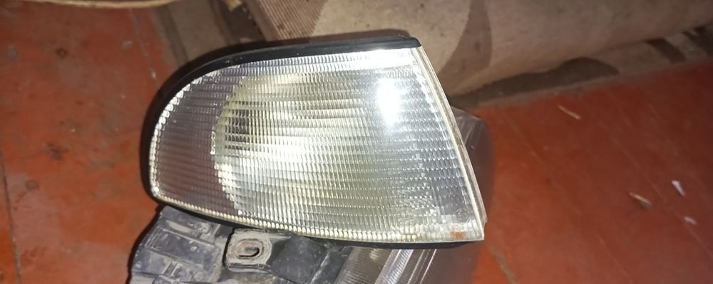 Продам фару ауди а 4 б 5