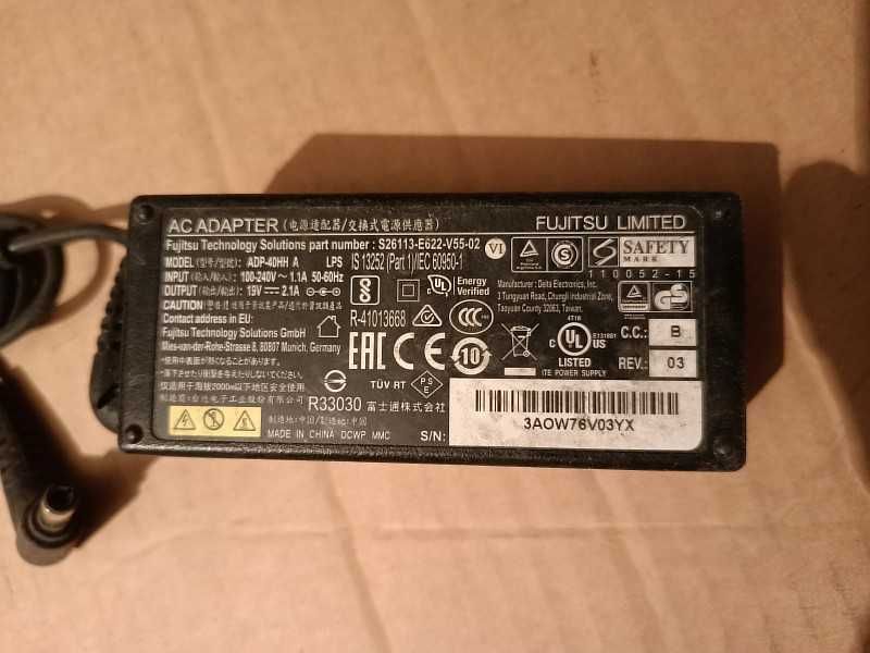 Блок питания "Fujitsu" (ADP-40HH).