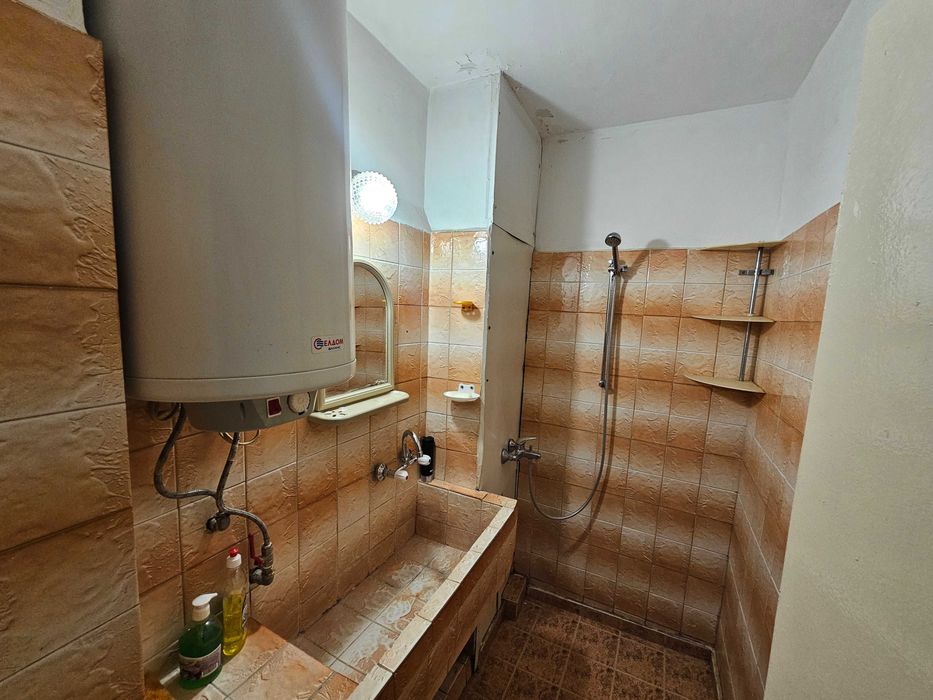 Тристаен Апартамент - Русе/Чародейка - Юг