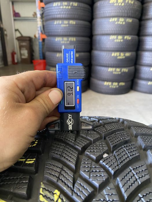 Anvelope iarna 225/40/18 Goodyear Ultra Grip Performance 225 40 18 R18