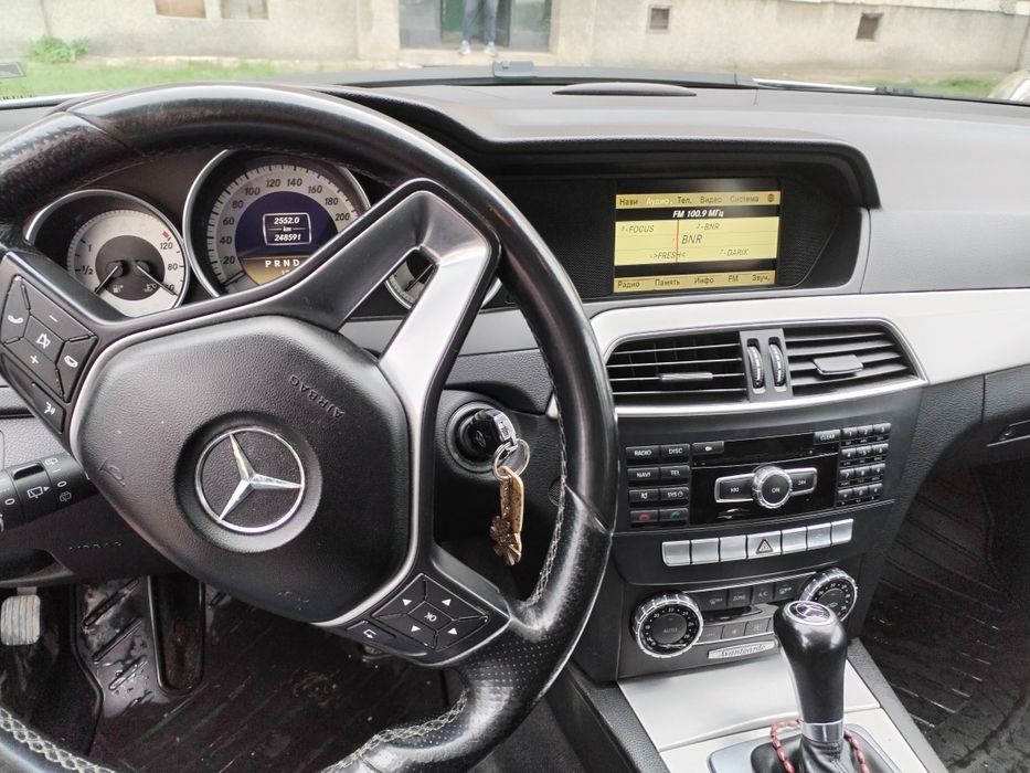 Mercedes Benz C220
