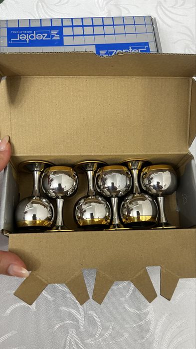 Продам Цептер. 12 рюмок. Новые