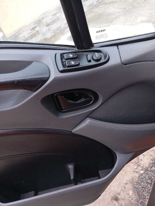 Iveco daily 35C15 cu macara si bascula