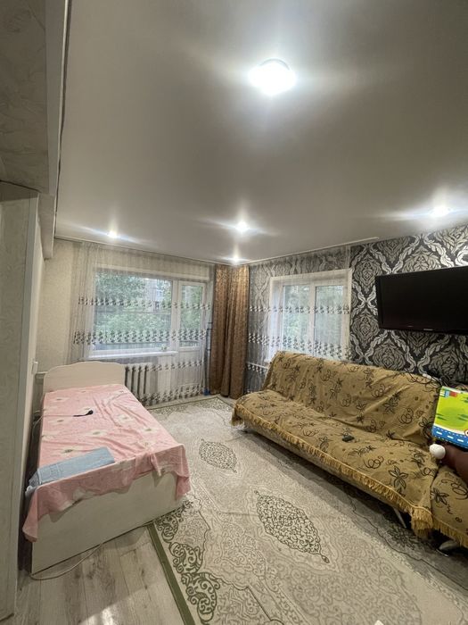 Продам 1,5-ку 12мил